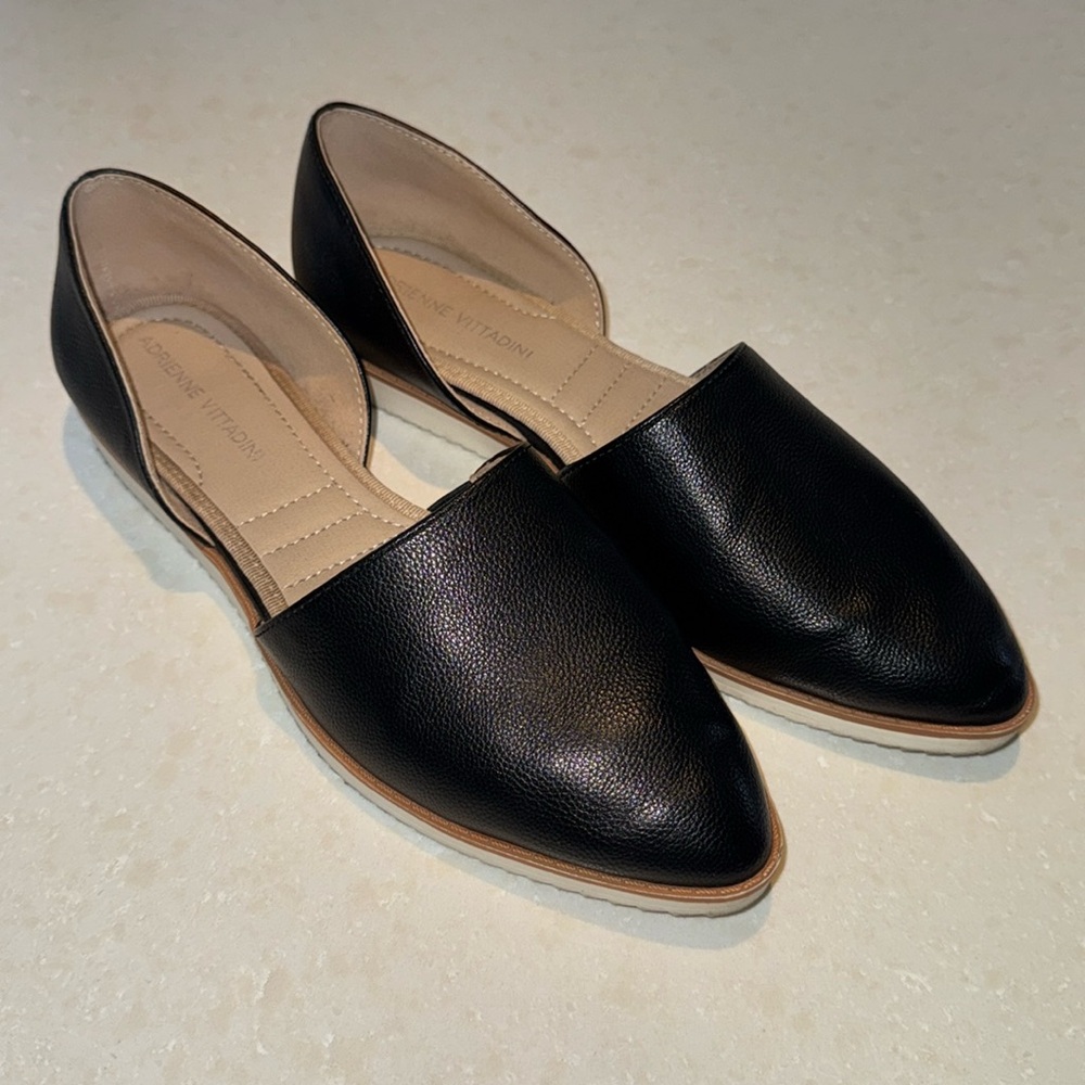 Adrienne Vittadini Black Flats Sleek Minimalist Design